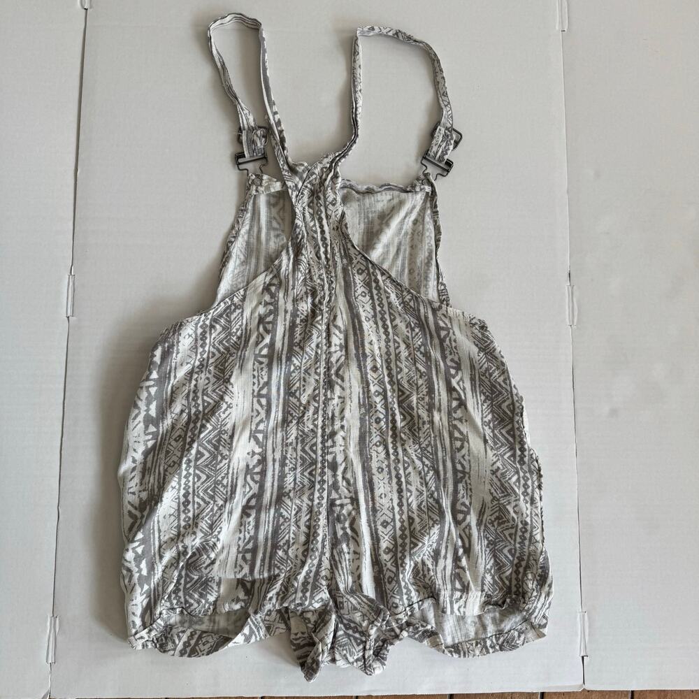 Linen Large Gray White Boho tribal overall jumper romper shorts playsuit Cali - Picture 3 of 12